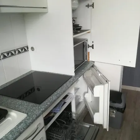 Appartement Studio, 15mn De La 5mn De La Rue De La Avec Jouissance Du Jardin Et Parking Cabourg