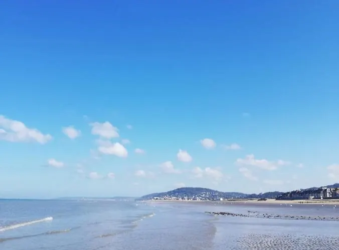 Studio, 15mn De La 5mn De La Rue De La Avec Jouissance Du Jardin Et Parking Апартаменты