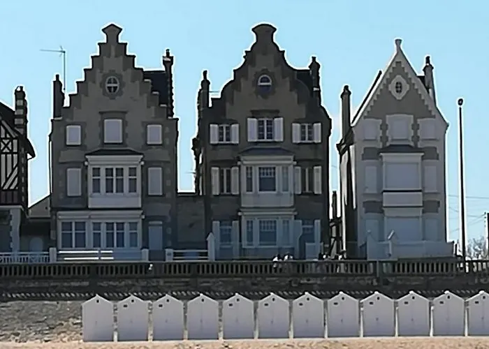 Studio, 15mn De La 5mn De La Rue De La Avec Jouissance Du Jardin Et Parking Апартаменты