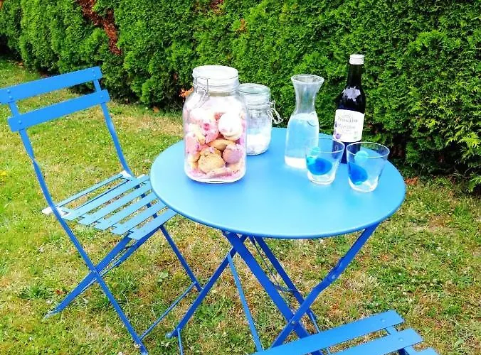 Studio, 15mn De La 5mn De La Rue De La Avec Jouissance Du Jardin Et Parking * Кабур